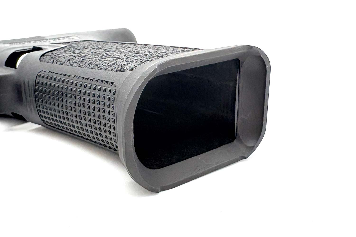 Nomad 9 9SX 26X Aluminum Magwell